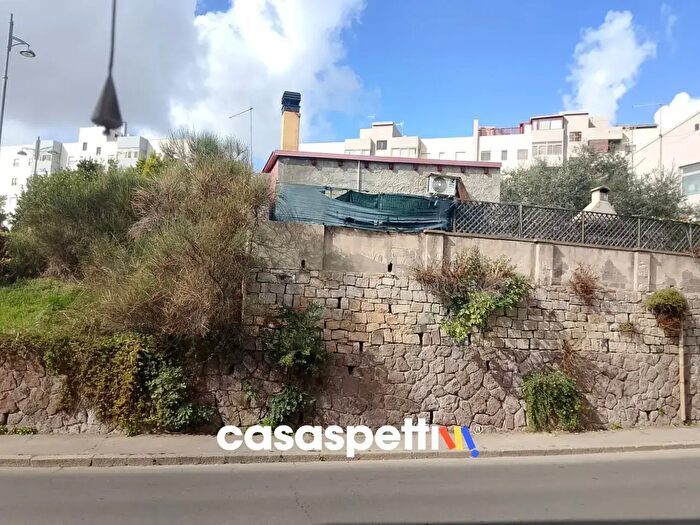 Appartamento trilocale in vendita in Via Diciotto Dicembre, Carbonia