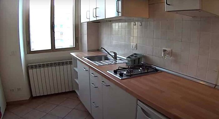 Appartamento in affitto in Via Vespri Siciliani, Piazza Napoli, Milano