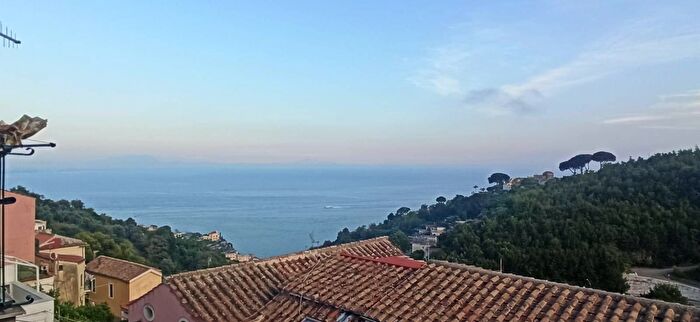 Appartamento bilocale in vendita in Via Selce, Vietri Sul Mare