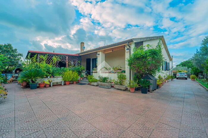 Casa con 5 locali in vendita in Località Serralonga, Sorso