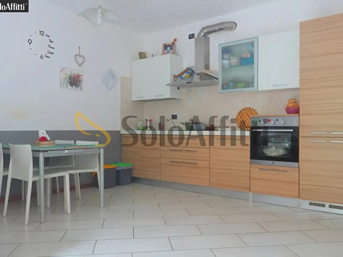 Appartamento trilocale in affitto in Corso Roma, Cesano Maderno