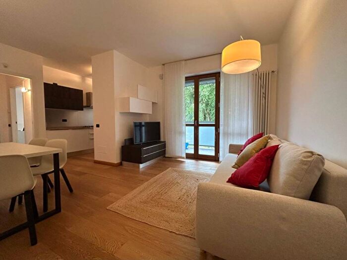 Appartamento bilocale in affitto in Via Francesco Primaticcio, Bande Nere, Milano