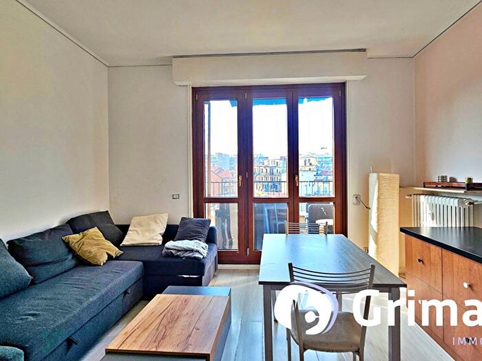 Casa trilocale in affitto in Via Zamenhof, Corso San Gottardo, Milano