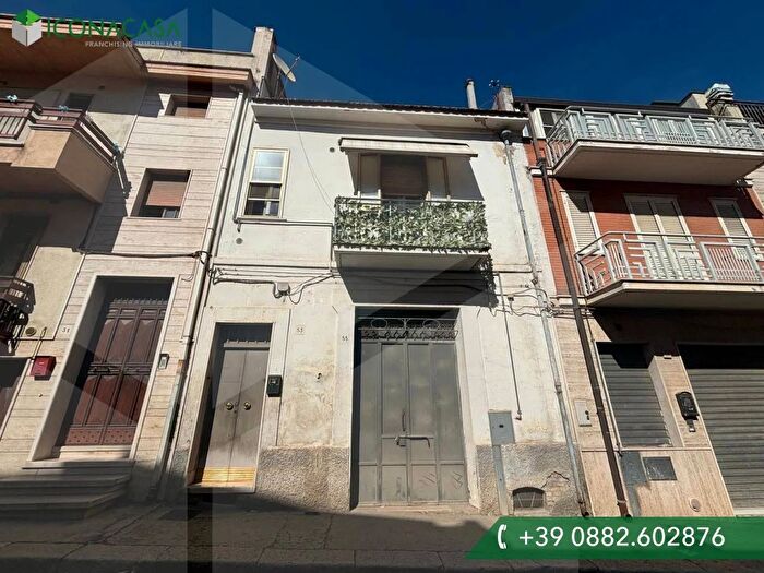 Appartamento trilocale in vendita in Via Lucera, Torremaggiore