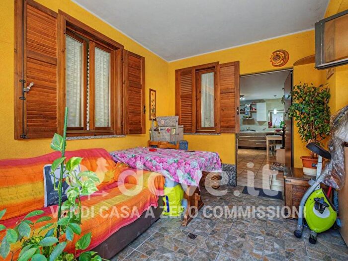 Case in Vendita e in Affitto - 3