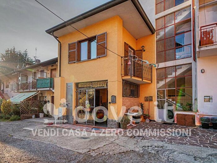 Casa trilocale in vendita in Via Mazza, Centro, Guanzate