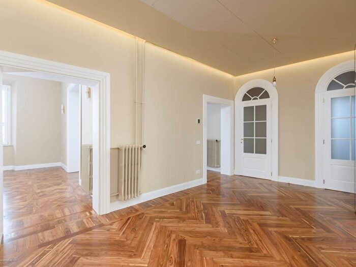 Appartamento con 5 locali in affitto in Lungotevere dei Mellini, Prati, Roma