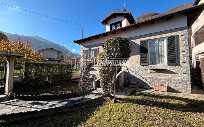 Casa quadrilocale in vendita in Partigiani, Pont Canavese