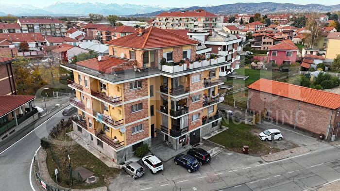 Appartamento quadrilocale in vendita in Via Sambuy, Santena