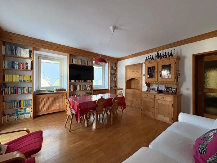 Appartamento trilocale in vendita in Via Vecellio, Auronzo Di Cadore