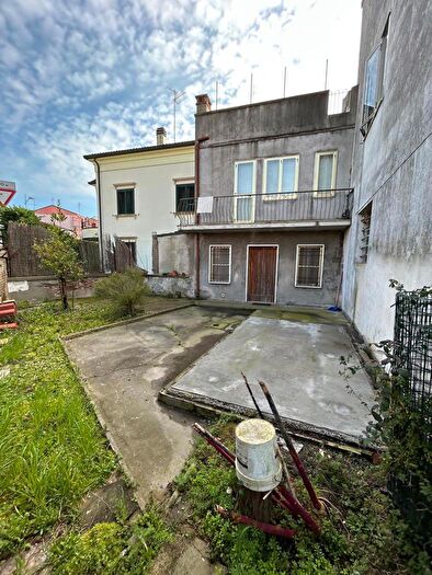 Casa con 5 locali in vendita in Via Marina, Comacchio