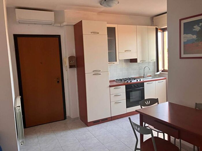 Appartamento bilocale in affitto in Via Carrara, Latina Scalo, Latina