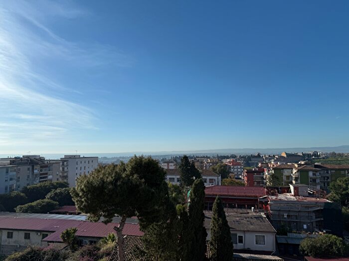 Appartamento quadrilocale in vendita in Via Giambattista Pensabene, Catania