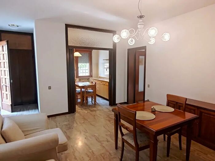 Appartamento quadrilocale in vendita in Adria Via Lampertheim, Adria