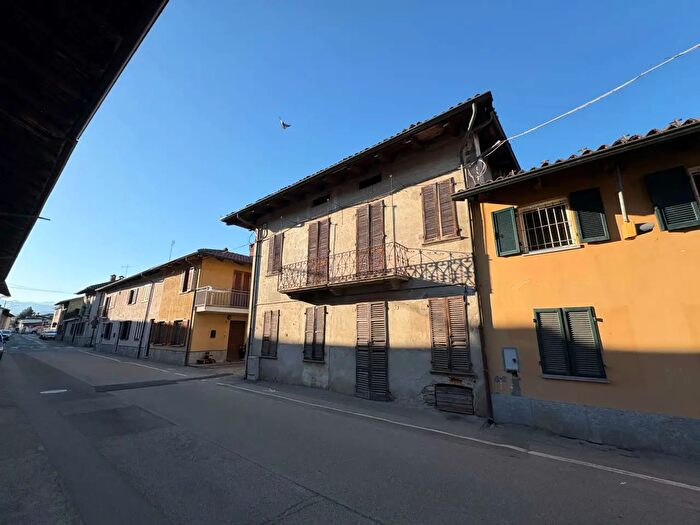 Casa quadrilocale in vendita in Buriasco