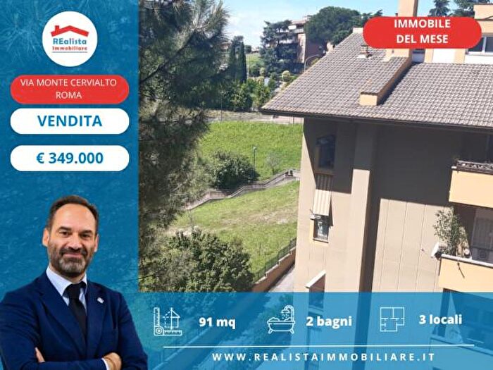 Appartamento trilocale in vendita in Via Monte Cervialto, Roma