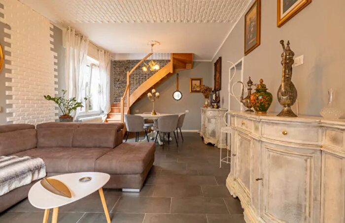 Casa con 6 locali in vendita in Via Roma Gravedona Ed Uniti Residenziale, Gravedona ed Uniti