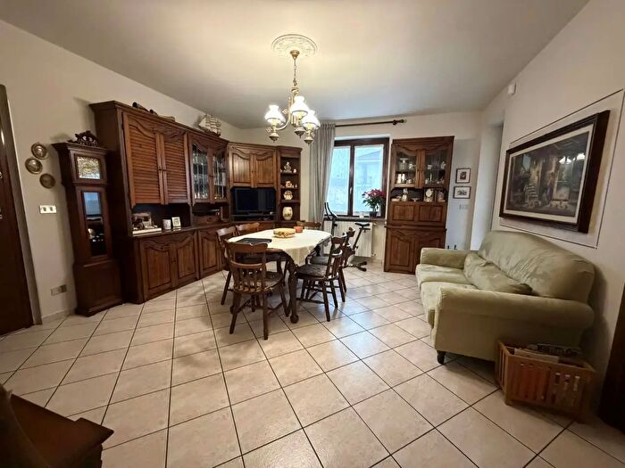 Appartamento quadrilocale in vendita in Scalenghe