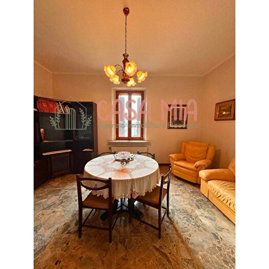 Casa con 5 locali in vendita in Via Marchesi, Rottofreno