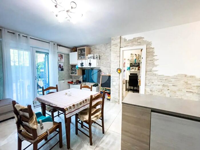 Appartamento trilocale in vendita in Via SantAngela Merici, Chiari