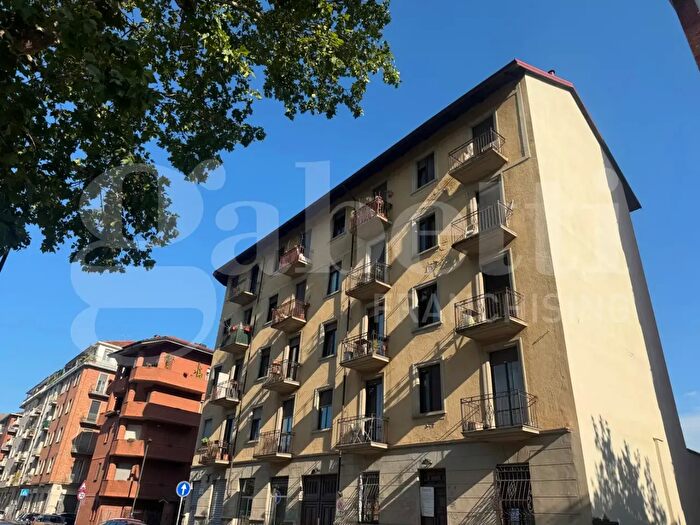 Appartamento bilocale in vendita in Via Bardonecchia, Torino