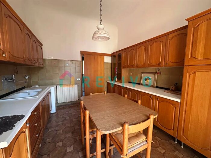Appartamento quadrilocale in affitto in Firenze