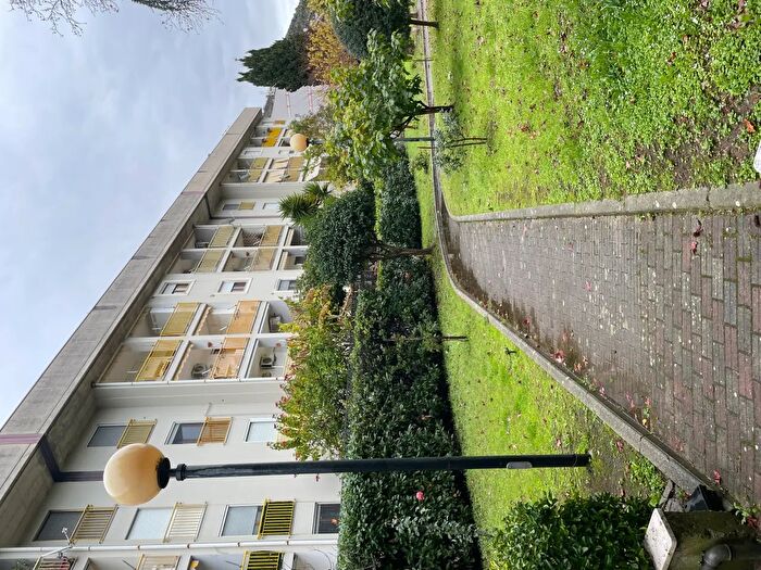 Appartamento quadrilocale in vendita in Via Marchiafava, Salerno