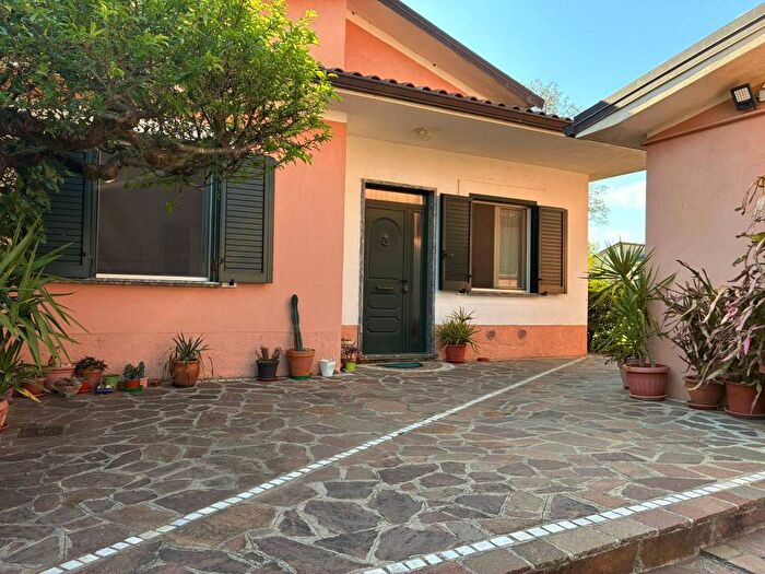 Appartamento bilocale in affitto in Via Castelluccio, Aquino