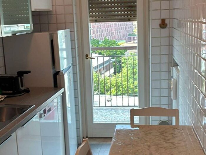 Appartamento trilocale in affitto in Via Martiri della Libertà, Savonarola Ponte Molino, Padova