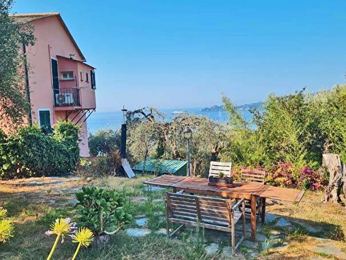 Appartamento trilocale in affitto in Via Luigi Bernabò Brea, Centro, Zoagli