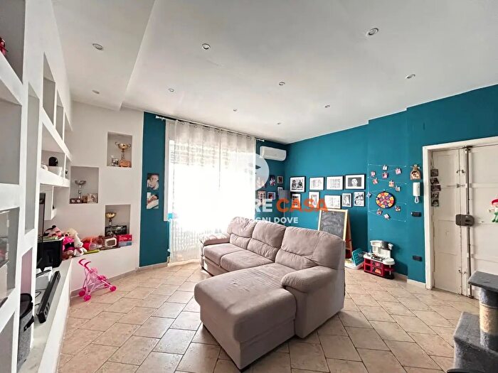 Appartamento trilocale in vendita in Via Arno, Lecce