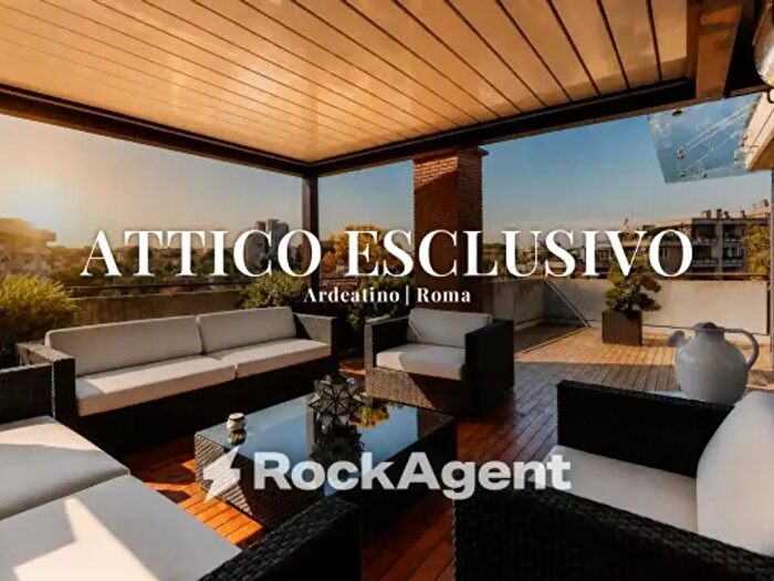 Appartamento con 5 locali in vendita in Via Madrid, Roma