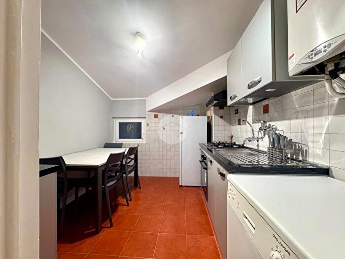 Appartamento trilocale in affitto in APPARTAMENTO MANSARDATO VIA DELLA CROCE ROSSA, Torretta Torrione, LAquila