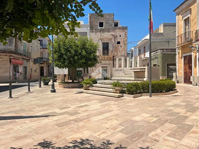 Casa quadrilocale in vendita in Via Melo, San Michele Salentino
