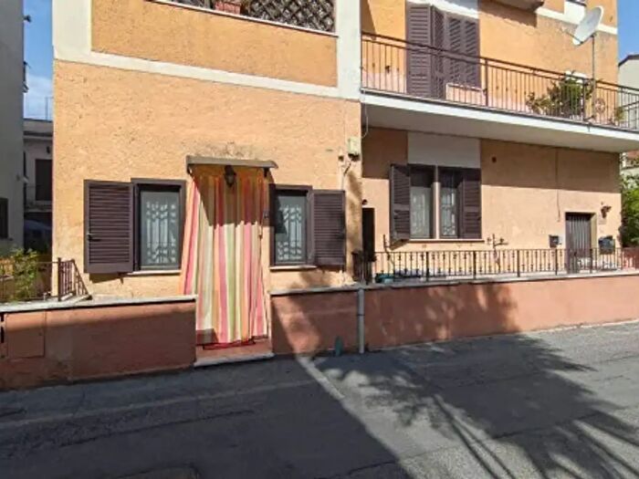 Appartamento bilocale in vendita in Via Firenze, Guidonia Montecelio