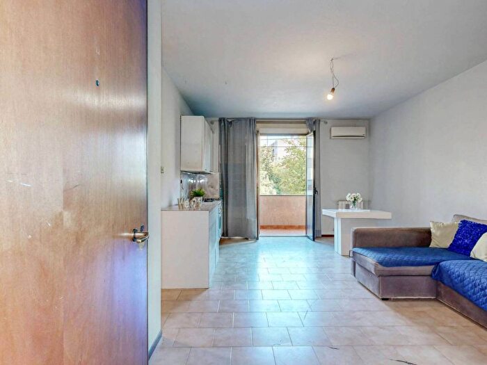 Appartamento trilocale in vendita in Via Giacomo Leopardi, Centro, Pessano con Bornago