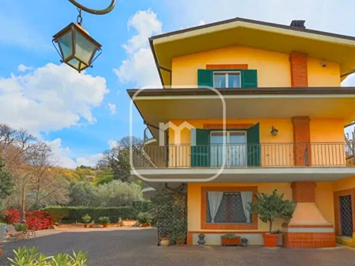 Casa con 6 locali in vendita in Via del Castagneto, Palestrina