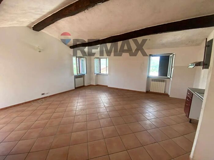 Casa con 5 locali in vendita in Via Ballatoio, Tribogna
