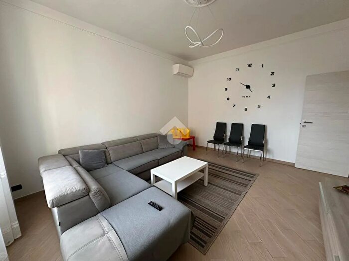 Appartamento con 5 locali in vendita in Viale Narisano, Genova