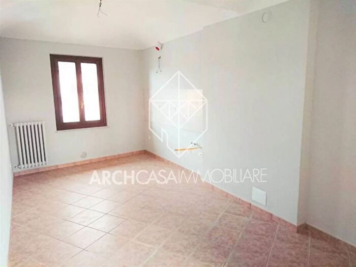 Appartamento trilocale in affitto in Piazza Italia, Centro, Boves