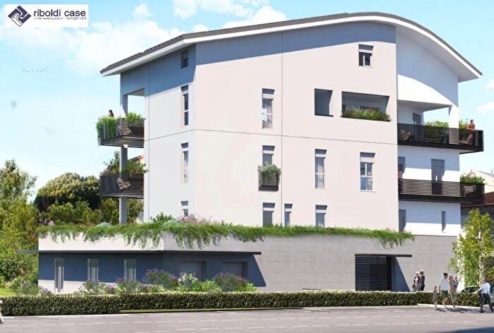 Appartamento trilocale in vendita in Giussano