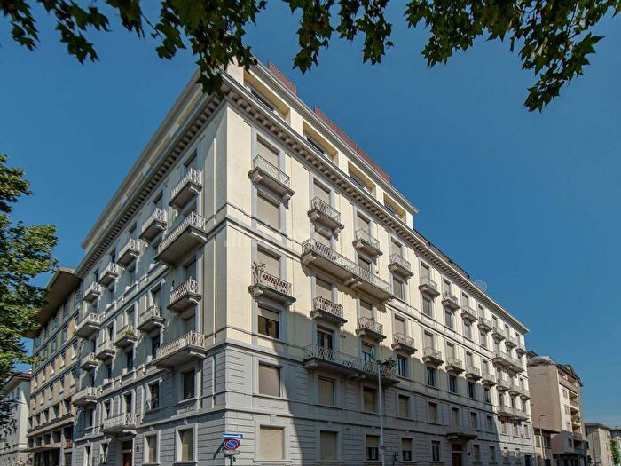 Appartamento con 6 locali in affitto in Via Francesco Valori, Libertà Savonarola, Firenze