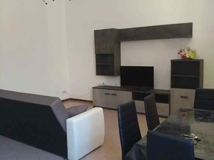 Casa con 5 locali in affitto in Viareggio