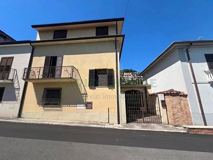 Casa quadrilocale in vendita in Via Guglielmo Marconi, Prata Di Principato Ultra