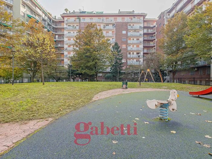 Appartamento trilocale in vendita in Via Pietro Rubens, Milano