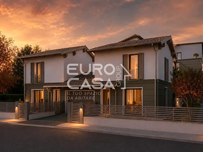 Casa con 5 locali in vendita in Via Claudia, Maranello