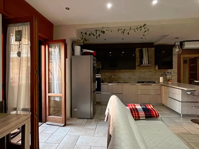 Appartamento trilocale in vendita in Viale del Ficus, Castel Volturno