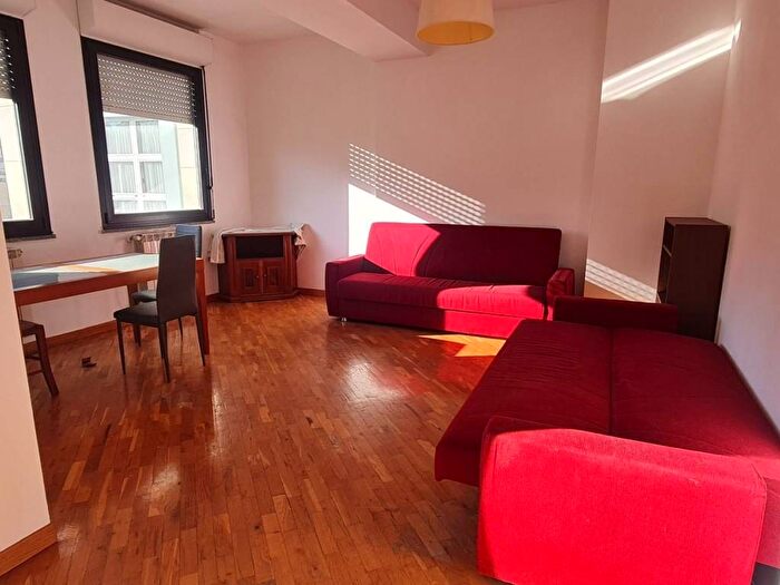 Appartamento bilocale in affitto in Via Palestro, Borghi, Como