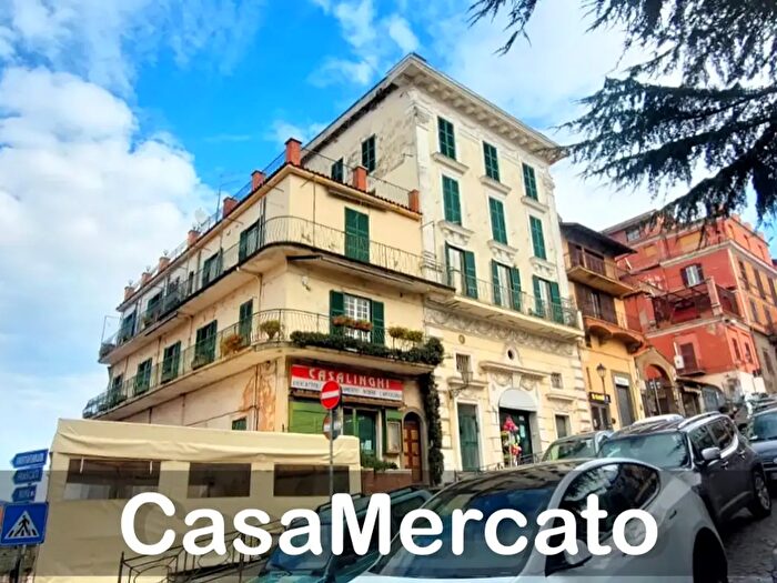 Appartamento trilocale in vendita in Corso Costituente, Rocca Di Papa