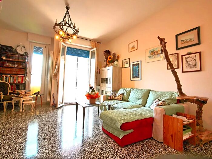 Appartamento con 6 locali in vendita in Grosseto